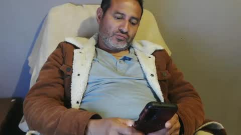 Snapshot of dantehot82 chatting on 4, 1, 2025 dantehot82 online show from 4, 1, 2025
