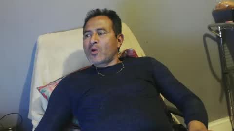 Snapshot of dantehot82 chatting on 15, 1, 2025 dantehot82 online show from 15, 1, 2025
