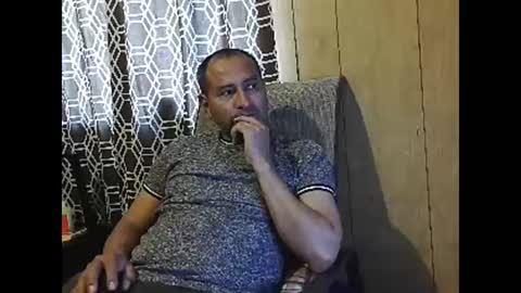 Snapshot of dantehot82 chatting on 2, 2, 2025 dantehot82 online show from 2, 2, 2025