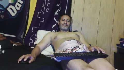 Snapshot of dantehot82 chatting on 15, 12, 2025 dantehot82 online show from 15, 12, 2025