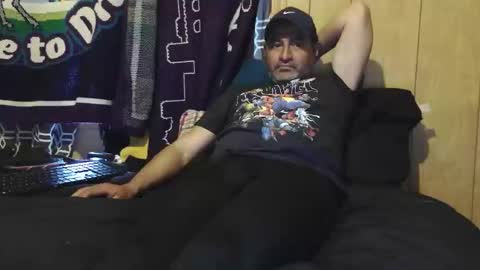 Snapshot of dantehot82 chatting on 1, 2, 2026 dantehot82 online show from 1, 2, 2026