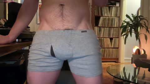 Snapshot of danteslife chatting on 1, 1, 2025 Dante online show from 1, 1, 2025