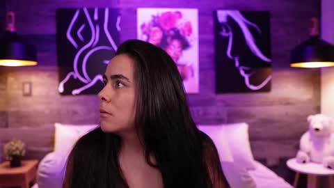 Dany And Alexa online show from 4, 3, 2025