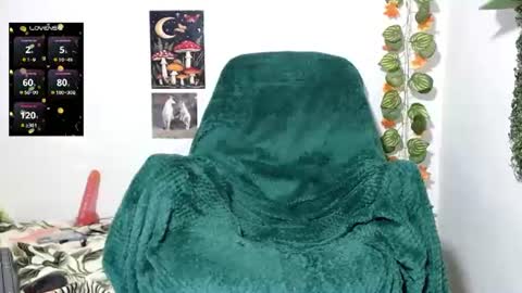 Snapshot of dany_milk chatting on 5, 7, 2026 dany_milk online show from 5, 7, 2026