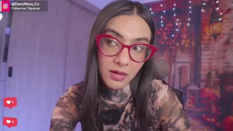 Snapshot of dany_nova_co chatting on 29, 10, 2025 Dany Nova online show from 29, 10, 2025