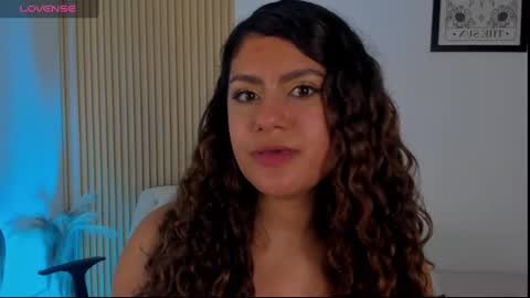 Antonella Mora online show from 2, 3, 2025