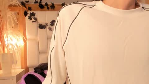 daphne_and_roger online show from 17, 12, 2025