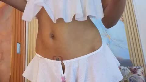 daphne_celestin23_aws online show from 12, 10, 2025