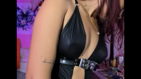 daphneandrade online show from 1, 3, 2025