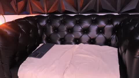 Daphne online show from 10, 3, 2025