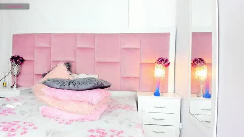 Daphne online show from 26, 1, 2025