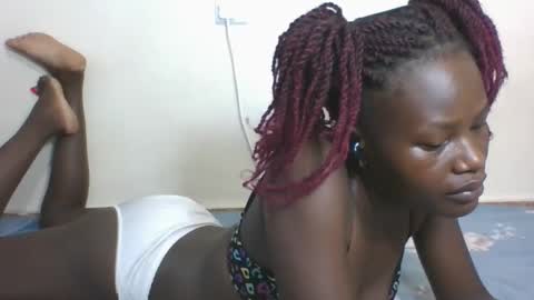 ESTHER online show from 23, 2, 2025