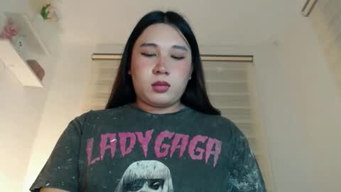Snapshot of darcy_world chatting on 19, 4, 2026 DARCY online show from 19, 4, 2026