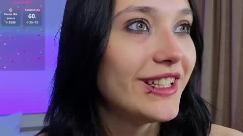 Darcy online show from 24, 4, 2026