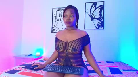 Snapshot of darelyn_reed chatting on 24, 10, 2025 Darelyn online show from 24, 10, 2025