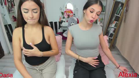 Snapshot of dariaa_doll chatting on 5, 12, 2024 Daria online show from 5, 12, 2024
