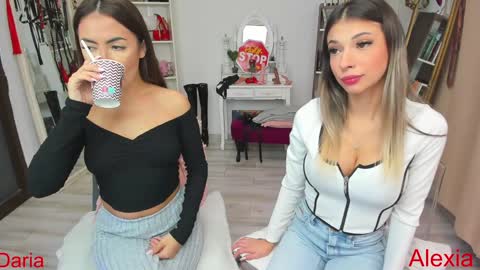 Snapshot of dariaa_doll chatting on 12, 12, 2024 Daria online show from 12, 12, 2024