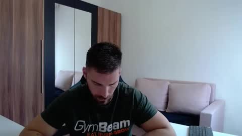 darius_94 online show from 28, 10, 2025