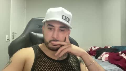 dark704996 online show from 6, 3, 2026