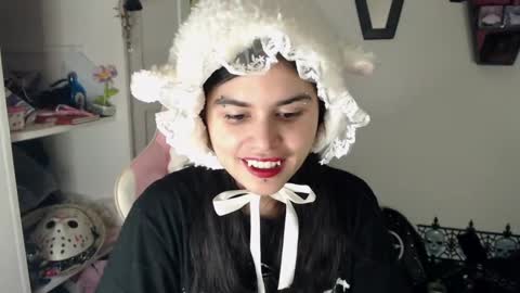 Snapshot of dark_angel_66 chatting on 4, 12, 2024 Moony online show from 4, 12, 2024