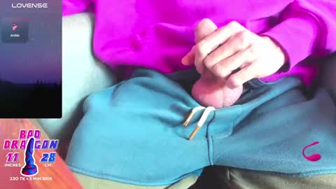 dark greens online show from 28, 2, 2025