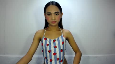 Snapshot of dark_hurohuro19 chatting on 23, 7, 2026 LIANNA online show from 23, 7, 2026