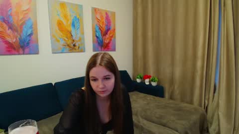 Snapshot of dark_pulse chatting on 6, 7, 2026 Evelin online show from 6, 7, 2026