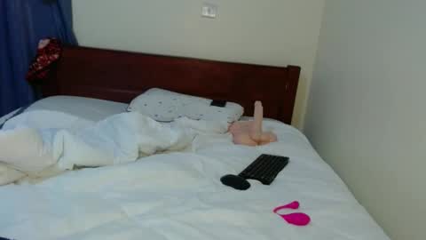 Snapshot of dark_qween chatting on 9, 3, 2025 dark_qween online show from 9, 3, 2025