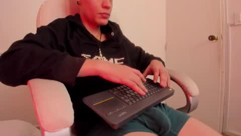 dark_sun333 online show from 2, 11, 2025