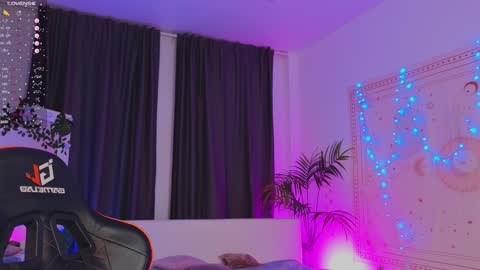 Vamp  online show from 1, 2, 2025