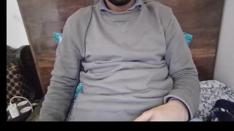 Snapshot of darkbud03 chatting on 3, 2, 2025 just a guy online show from 3, 2, 2025