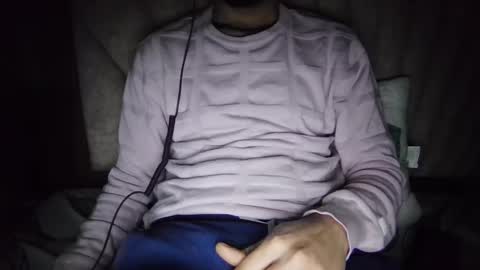 Snapshot of darkbud03 chatting on 4, 2, 2025 just a guy online show from 4, 2, 2025