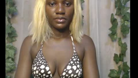 sexygal online show from 17, 9, 2025