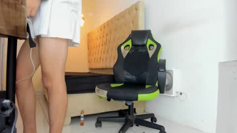 Snapshot of darkknightx01 chatting on 5, 10, 2025 darkknightx01 online show from 5, 10, 2025