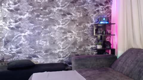 New account.  Help me reach 100 thumbs up  online show from 25, 1, 2025