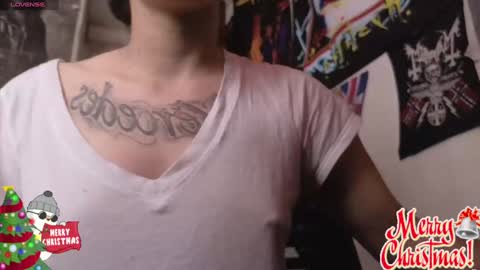 Snapshot of darkness_joones chatting on 24, 12, 2024 Darkness online show from 24, 12, 2024