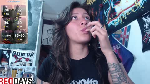 Snapshot of darkness_joones chatting on 5, 2, 2025 Darkness online show from 5, 2, 2025