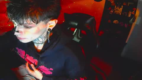   online show from 22, 10, 2025