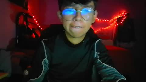 Snapshot of darknex_ chatting on 7, 6, 2026 Jose Ian online show from 7, 6, 2026