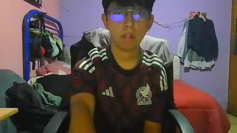 Snapshot of darknex_ chatting on 20, 6, 2026 Jose Ian online show from 20, 6, 2026