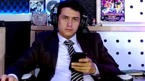 DARKO0717 online show from 4, 2, 2025