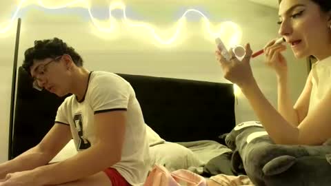 darkpleasuress online show from 16, 12, 2025