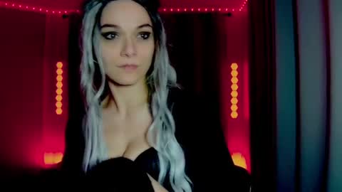 roseredgoddess online show from 11, 6, 2026