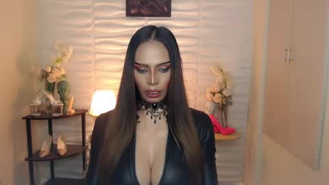 HAPPY BIRTHDAY MISTRESS MADRIANA online show from 3, 12, 2024