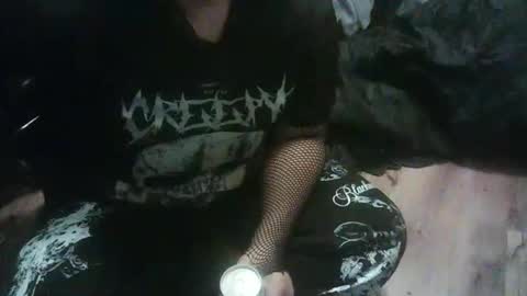 Snapshot of darksundaze chatting on 4, 6, 2026 DarkSundaze online show from 4, 6, 2026