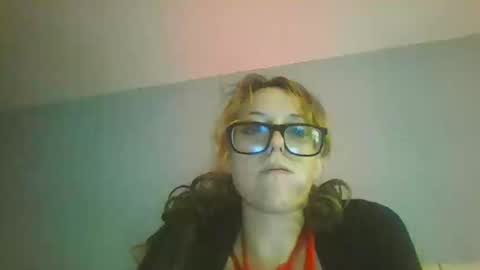 Snapshot of darnette_daisy chatting on 23, 11, 2025 darnette_daisy online show from 23, 11, 2025