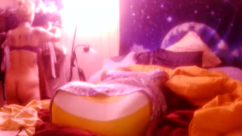 Snapshot of darnette_daisy chatting on 5, 5, 2026 darnette_daisy online show from 5, 5, 2026