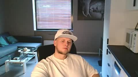 Snapshot of dartanjanas chatting on 12, 9, 2025 Dario online show from 12, 9, 2025