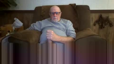 Snapshot of dave571960 chatting on 15, 10, 2025 dave571960 online show from 15, 10, 2025