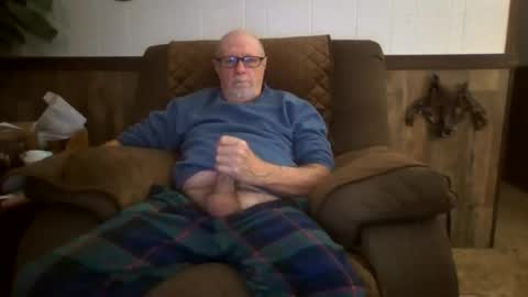 Snapshot of dave571960 chatting on 25, 10, 2025 dave571960 online show from 25, 10, 2025